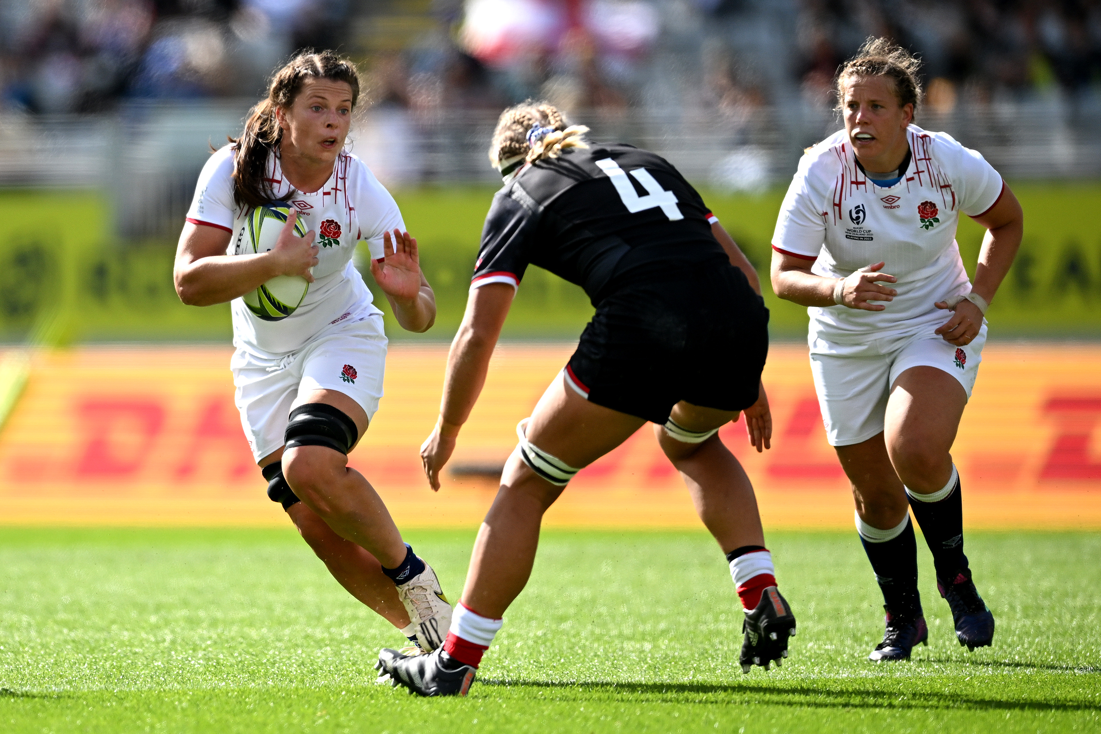 /ppf-org-uk/_img/Womens Sport/Abbie Ward (left).jpg